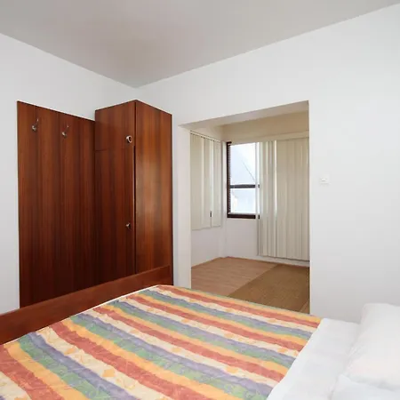 With Parking Space Povljana, Pag - 6299 Apartamento Povljana