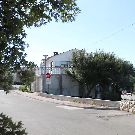 Διαμέρισμα With Parking Space Povljana, Pag - 6299 Povljana
