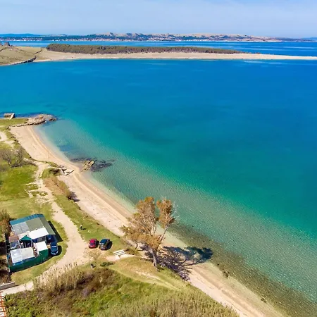 Διαμέρισμα With Parking Space Povljana, Pag - 6299 *